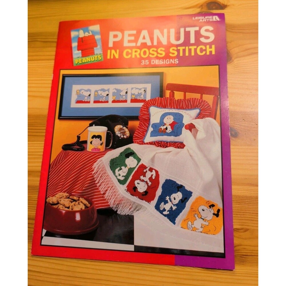 Vintage Leisure Arts Peanuts In Cross Stitch 35 Designs Snoopy 1999